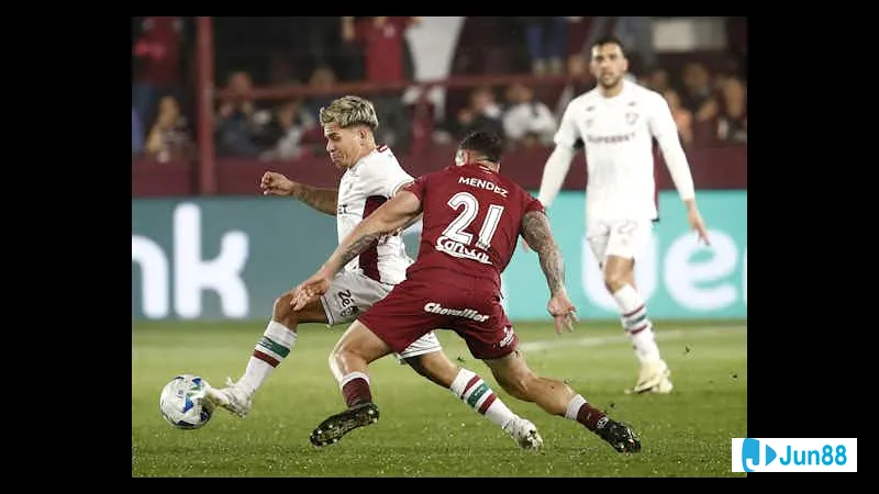 Hành động trong trận đấu giữa Fluminense và Lanus - "Fluminense" vs "Lanus"