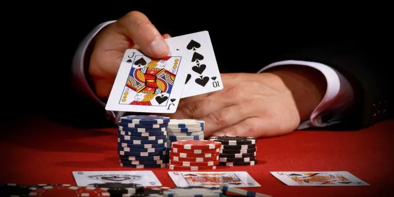 Poker Chơi Sao Cho Thắng Lớn Mỗi Ngày? Jun88 Chỉ Chi Tiết 2025 Chọn bài Range chuẩn theo vị trí – chỉ chơi top 15–20% hand mạnh nhất