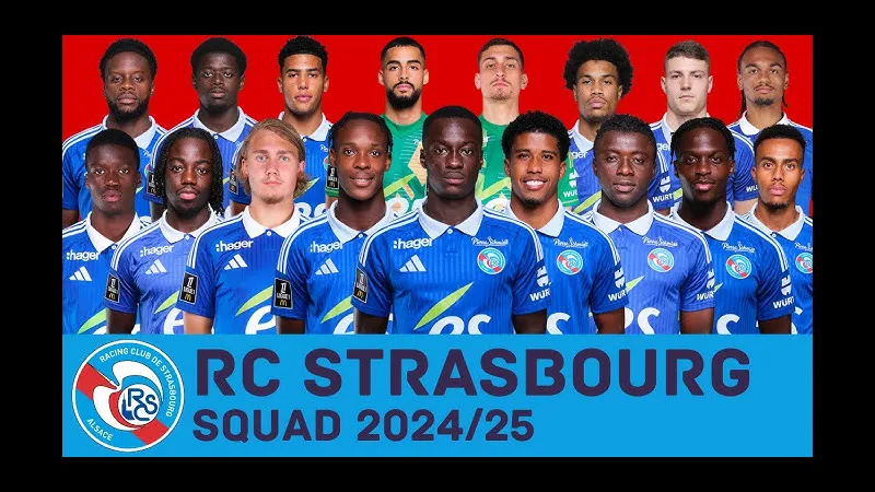 Cầu thủ của Strasbourg chạy nhanh với bóng trước sự áp đảo của đối thủ Cầu thủ của Strasbourg chạy nhanh với bóng trước sự áp đảo của đối thủ